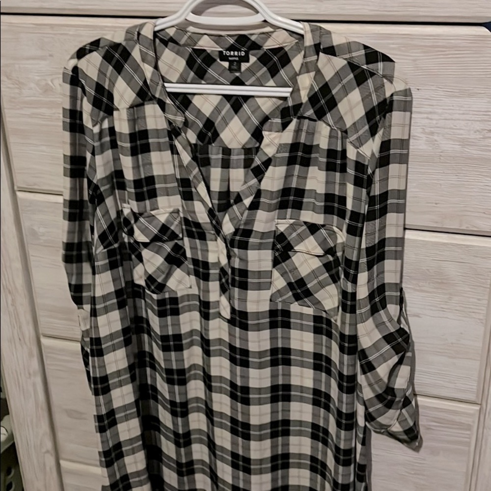 Torrid Size 2 Plaid Tunic. SO CUTE